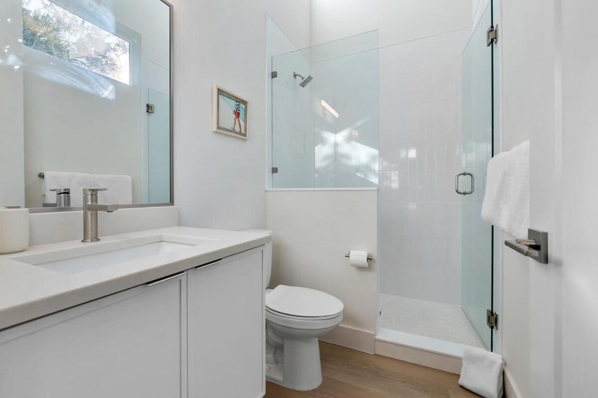 Sunset Cove - Heated Pool - Sea Views - Walkable Holiday home *